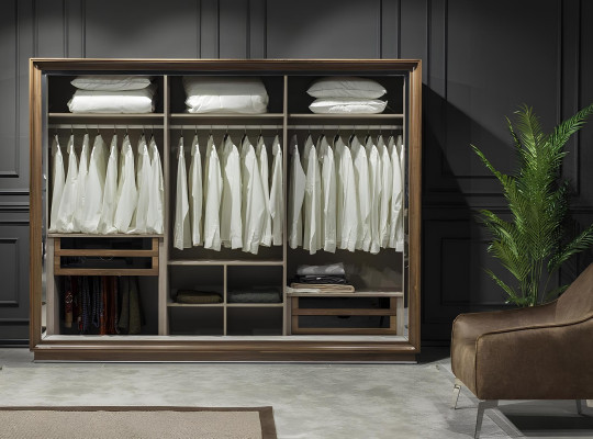 Set de mobilier hotelier maro cu 4 piese