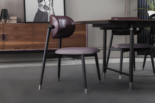 Set de mobilier masă, scaune, dulap