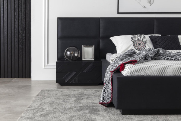 Masă de noapte de lux cu suprafețe din sticlă