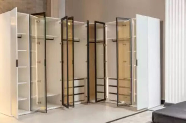 Kleiderschrank Schrank Luxus Holz Schränke Möbel Design Schlafzimmer
