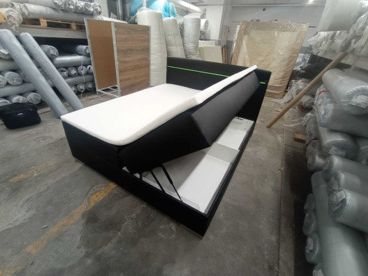 Luxus Bett Design Textil Betten Polster Einrichtung 180x200cm Schlafzimmer Möbel