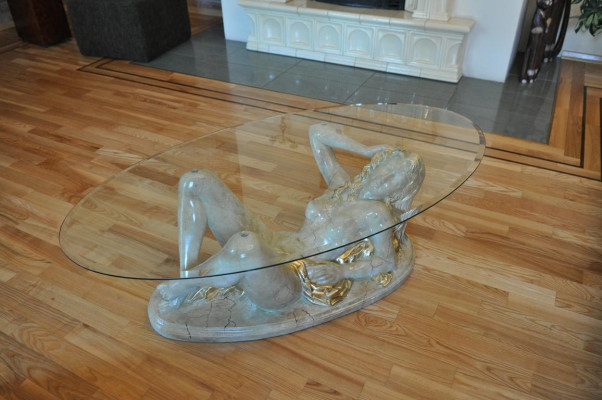Erotischer Glastisch Skulptur Figur Couchtisch Tisch Sofa Bestell Tische Statue