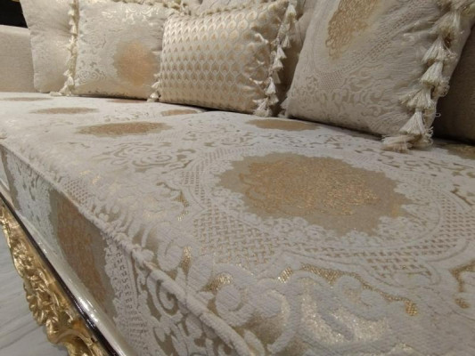 Sofagarnitur 3+1 Sitzer Sofa Set Komplett Textil Holz Wohnzimmer Luxus Sofa Neu