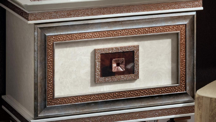 Luxus Schlafzimmer Set 4tlg. Bett + 2x Nachttisch + Chaiselongue Design Liege