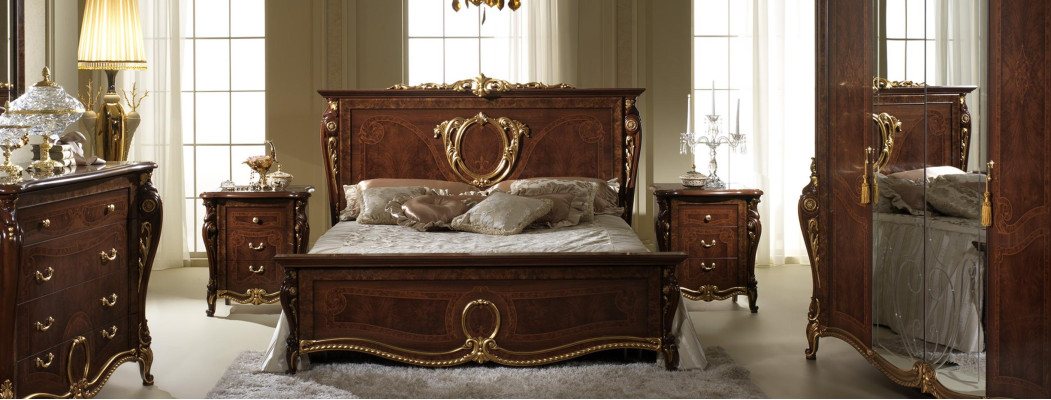 Klassische Holz Schränke Garderoben Schlafzimmer Kleider Schrank Barock Rokoko