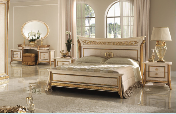 3 tlg. Schlafzimmer Set Bett 2x Nachttisch Konsole DoppelBetten Hotel Polster