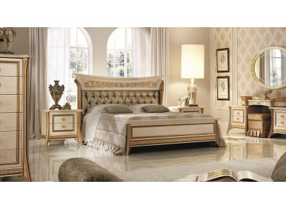 Klassisch Designer Holz Bett Schlafzimmer Edles Polster Möbel Doppel Betten Neu