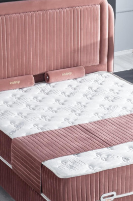 Schlafzimmer Set Rosa Metall Bett Stil 2x Nachttische Modern Neu 3tlg.