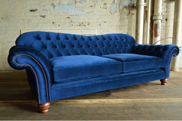 Design Sofa 4 Sitzer Couch Textil Polster Blau Klassische Sofas Chesterfield Neu