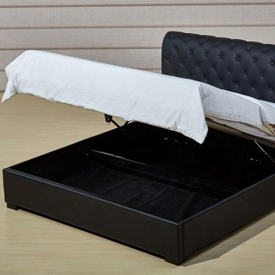 Schwarzes Luxus Chesterfield Designer Doppelbett Polster Bett