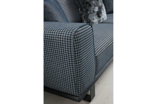 Designer Graue Couch Luxuriöses Wohnzimmer 3-Sitzer Textilsofa Dreier