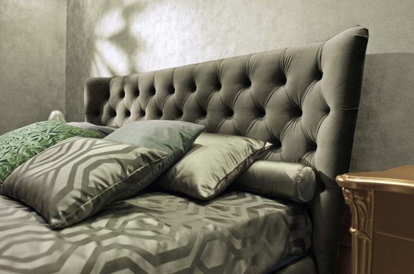Schlafzimmer 3 tlg. Set Bett 2x Nachttisch Konsole Betten Doppel Hotel Polster