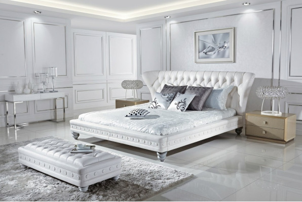 Designer Doppelbett Bett Betten Leder Chesterfield Hotel Luxus Schlafzimmer