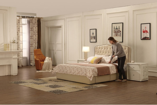 Modernes Design Hotel Betten Bett XXL Luxus Doppel Leder Chesterfield