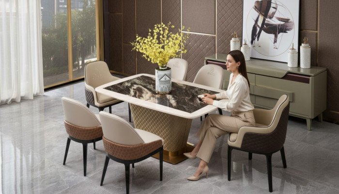 Komplette Esszimmer Garnitur Tisch 4x Lehnstuhl Stühle Luxus Essgruppe