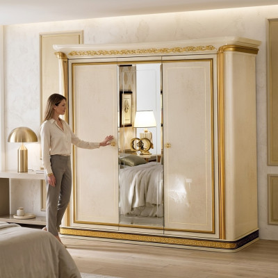 Kleiderschrank Schlafzimmer Holz Schrank 3 Türen Schränke Luxus arredoclassic