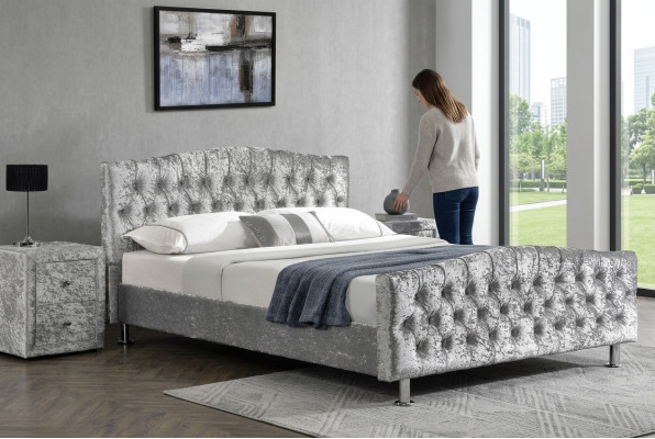 Polster Chesterfield graues Luxus Doppelbett Schlafzimmer Designer Betten