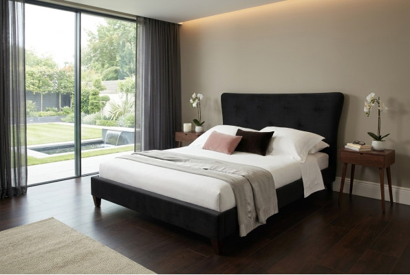 Chesterfield Hotel Doppel Leder Bett Schlafzimmer Polster Luxus Betten 140x200cm