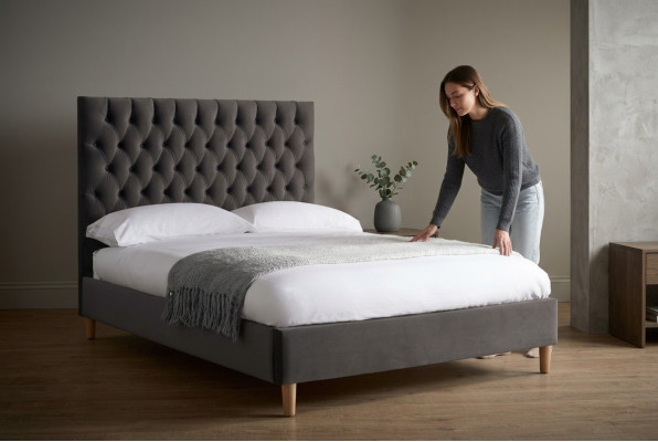 Bett Chesterfield Polsterbett Luxus Doppel Schlafzimmer Designbett Betten