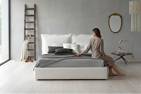 Modernes Design Hotel Bett XXL Betten Luxus Stil Doppel Textil 180x200cm Stoff