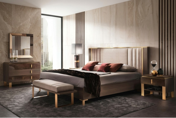 Klassisches 4tlg Schlafzimmer Modernes Set Bett Nachttisch Kommode