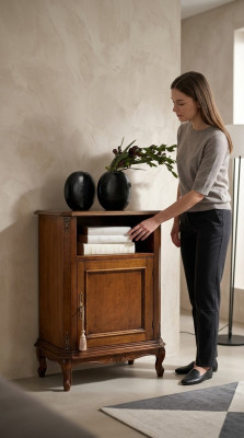 Luxus Kommode Anrichte Beistell Tisch Design Italienische Möbel Barock Holz Neu