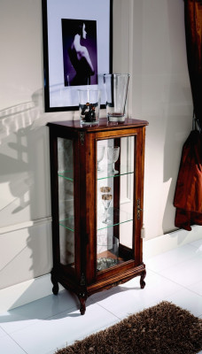 Design Möbel Italienische Braun Vitrine Holz Luxus Schränke Klassische Anrichte