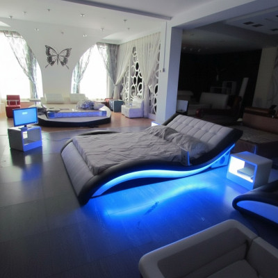Luxus Bett Design Betten Digital USB Schlafzimmer Möbel Leder Doppel