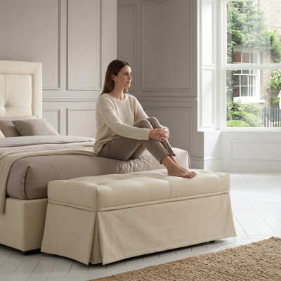 Luxus Landhaus Stil Hocker Möbel Polsterhocker Design Sitz Sitzbank Fußhocker