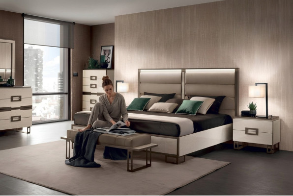 Bett 2x Nachttisch 3 tlg. Schlafzimmer Set Design Modern Luxus Betten Möbel Neu