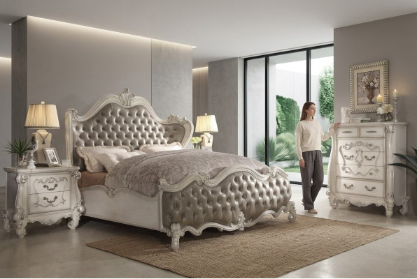 Design Luxus Schlafzimmer Set Bett Deko 2x Nachttische Kommode Garnitur