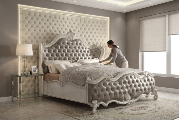 Designer Bett Schlafzimmer Betten Leder Hotel Polster Chesterfield Neu