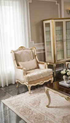 Barock Sessel Gold Beige Sessel Einsitzer Klassische Stil Möbel Samt Holz