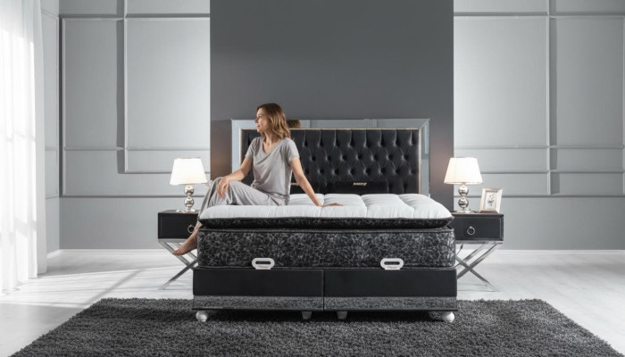 Schlafzimmer Set Schwarz Metall Bett 2x Nachttische Luxus Neu 3tlg.