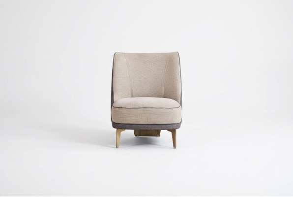 Beiger Sessel Wohnzimmer Möbel Edler Polstersessel Designer 1-Sitzer 