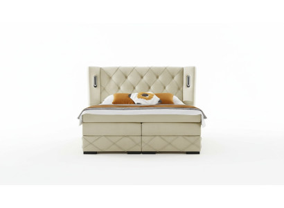 Beiges Chesterfield Polsterbett Schlafzimmer Nachttische Luxus Möbel