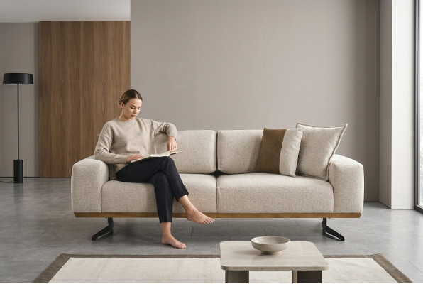 Designer Dreisitzer Sofa Beige Farbe Luxus Möbel in Wohnzimmer 225cm