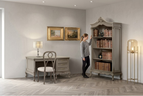 Ein hochwertiges klassisches Büro-Set in einem hellen Farbton