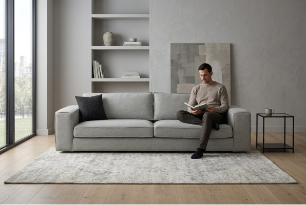 Banc modern cu un stil ușor și confort moale