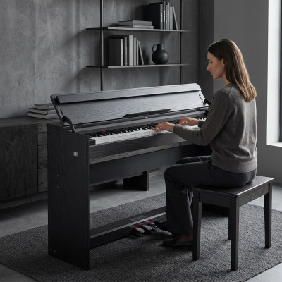 Pian digital pentru uz casnic 137 cm
